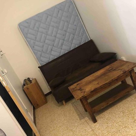 شقة Arles Fourques Studio Equipe المظهر الخارجي الصورة