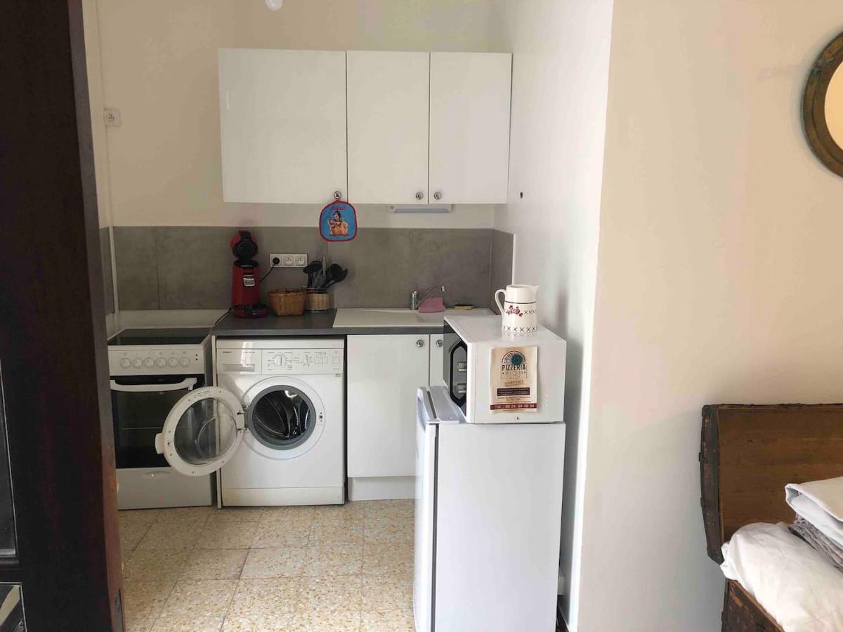 شقة Arles Fourques Studio Equipe المظهر الخارجي الصورة